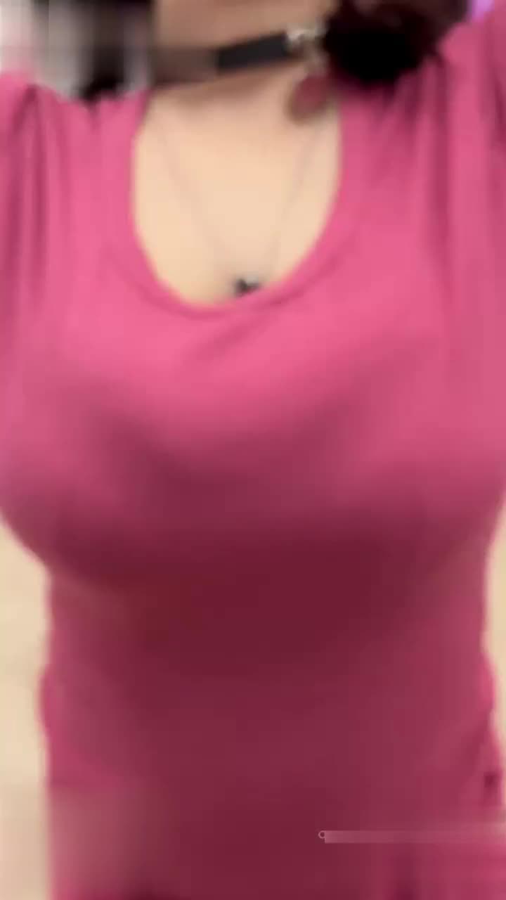 海角社区淫乱大神奶子即正义包养的干女儿S级模特被蹂躏!