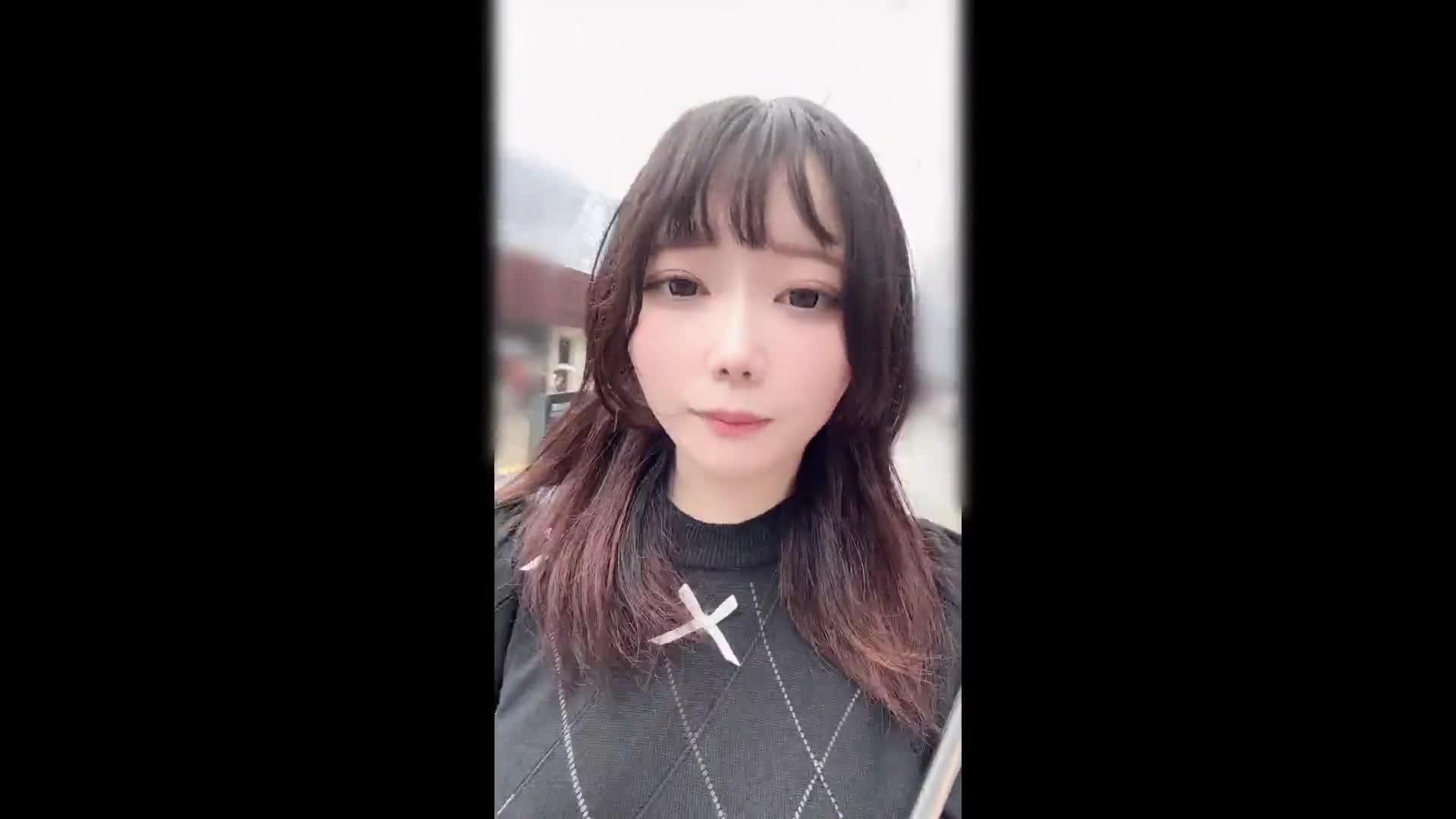 FC2-PPV-4529652 我是A级电工，眼睛出众，是个漂亮的女孩，感觉就像穿了这身衣服