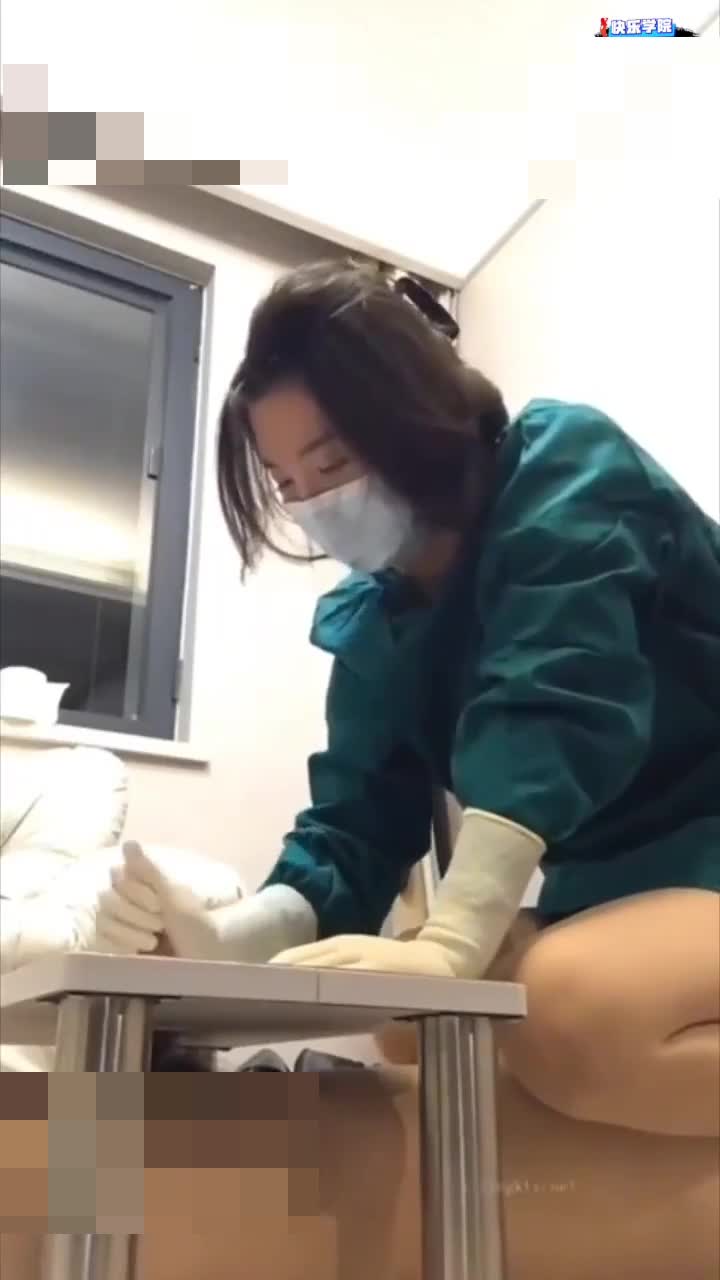 爆料-蓉城县医院治疗阳痿手术内部视频，实则是让年轻小护士用按摩棒诱惑-泄密护士自慰